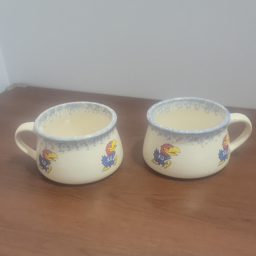 Cream and Blue Ceramic Mugs Set